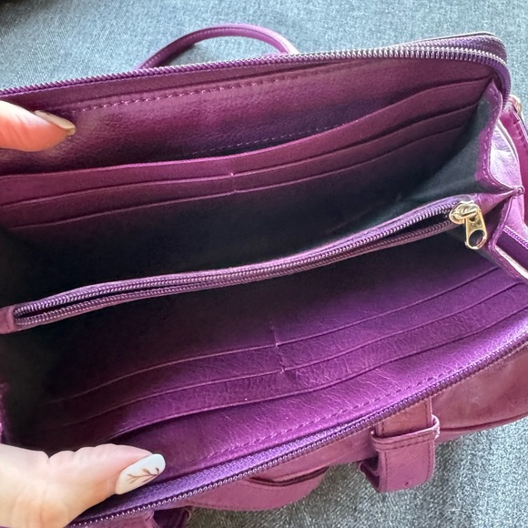 Gorgeous purple leather purse with matching wallet - Picture 6 of 12